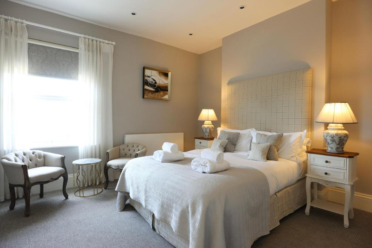 Tyndall Villa Boutique B&B Бат Екстер'єр фото