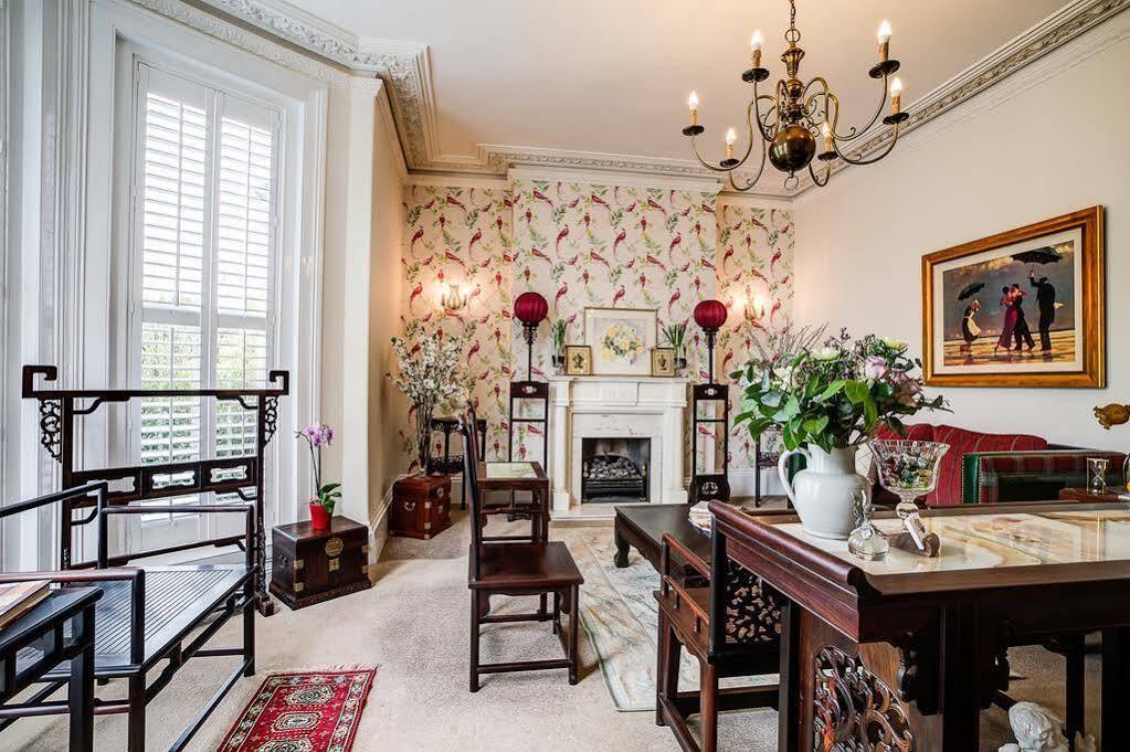 Tyndall Villa Boutique B&B Бат Екстер'єр фото